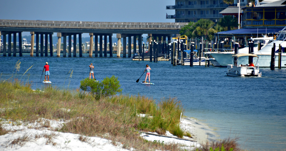 SUP, Stand Up Paddleboarders in Destin Harbor